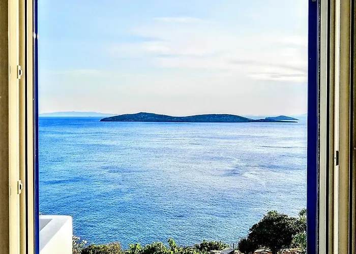 Cycladic Horizon Island By Hostandros Nyaraló *