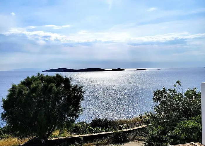 Cycladic Horizon Island By Hostandros * Bací